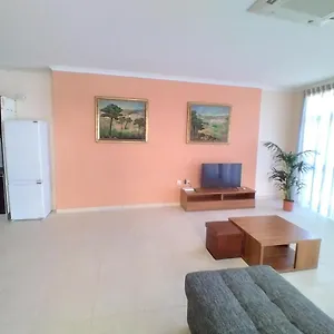 Mayfair Apartament